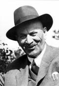 A mosolyával is segítőkész Forrás: Dr. Sicz György